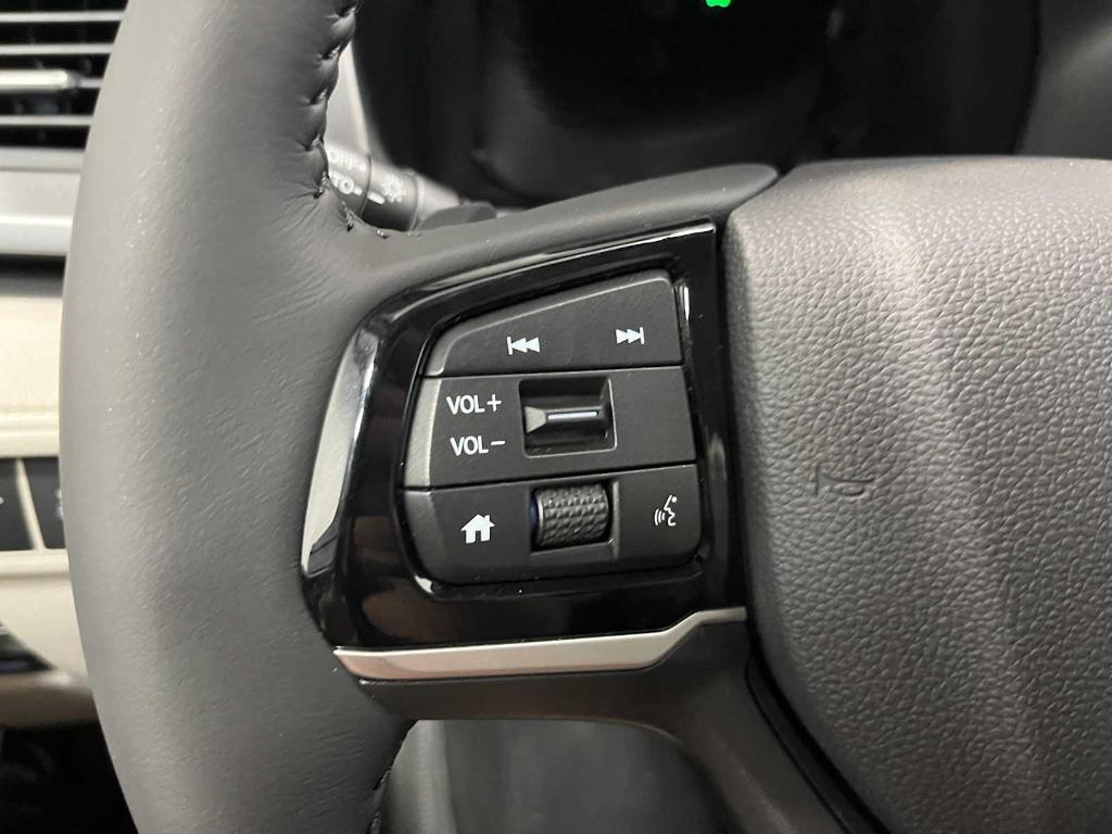 new 2026 Honda Odyssey car, priced at $41,937