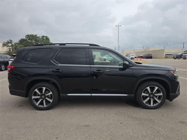new 2025 Honda Pilot car, priced at $54,530