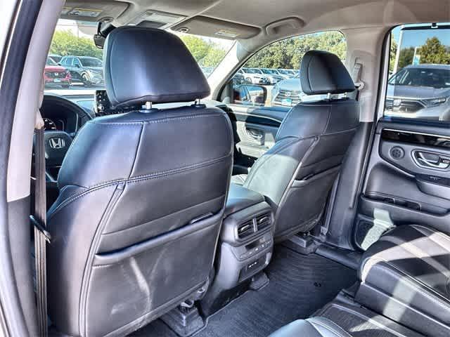 used 2024 Honda Pilot car, priced at $34,495