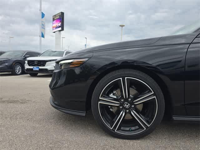 new 2025 Honda Accord Hybrid car, priced at $33,323