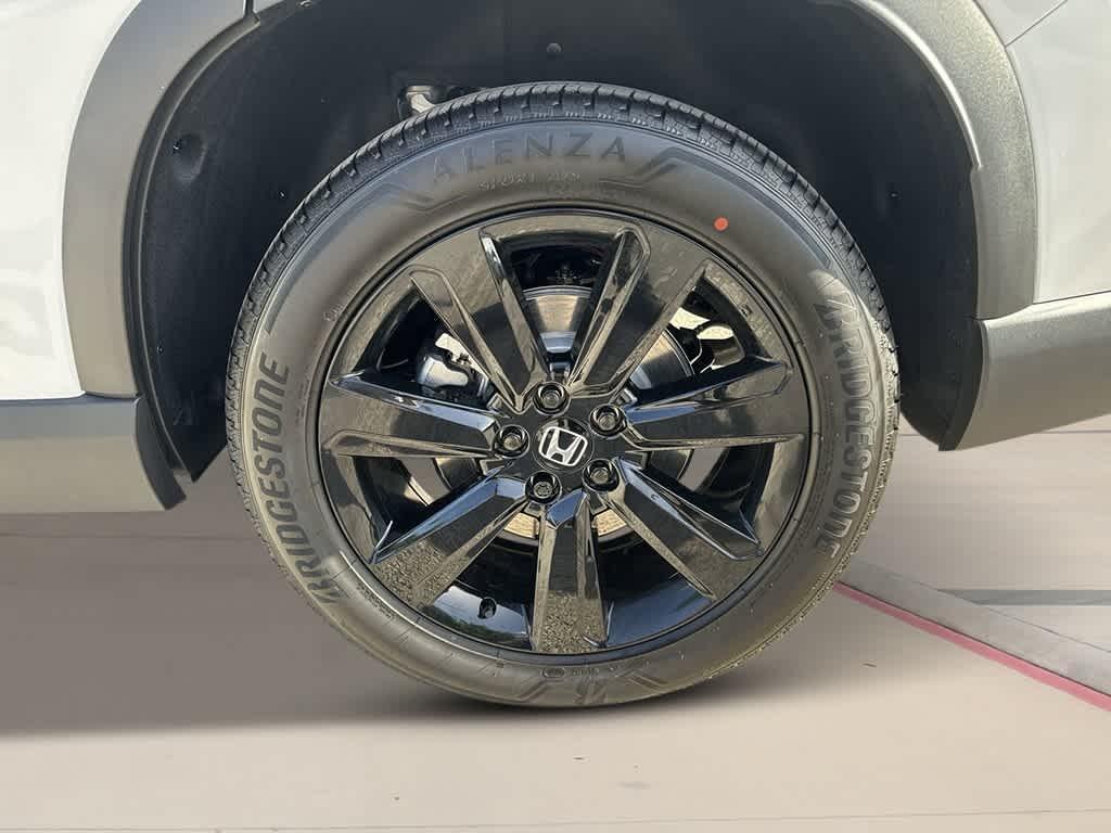 new 2025 Honda Pilot car, priced at $56,530