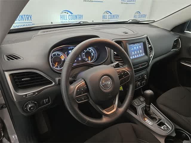 used 2019 Jeep Cherokee car, priced at $13,295
