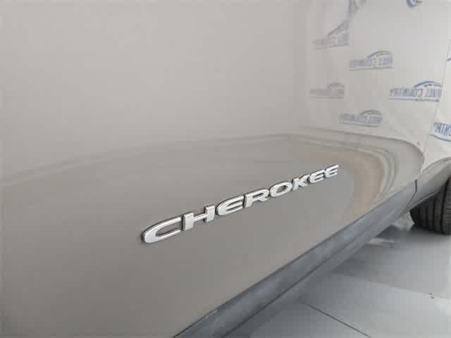 used 2019 Jeep Cherokee car, priced at $13,295