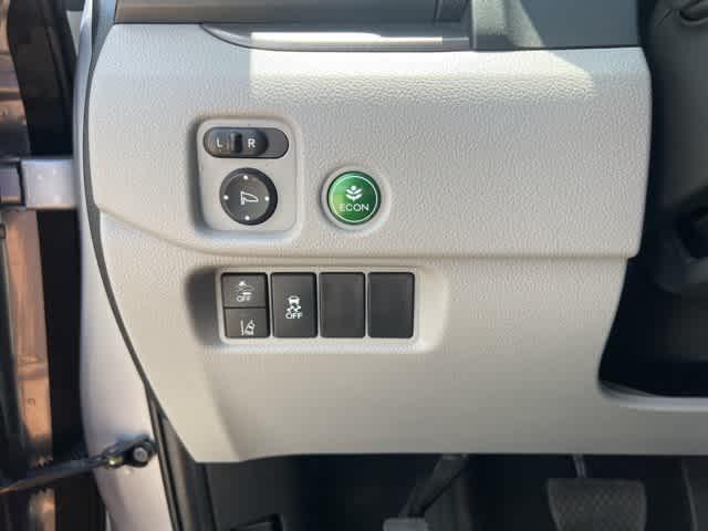 used 2021 Honda Pilot car, priced at $26,695