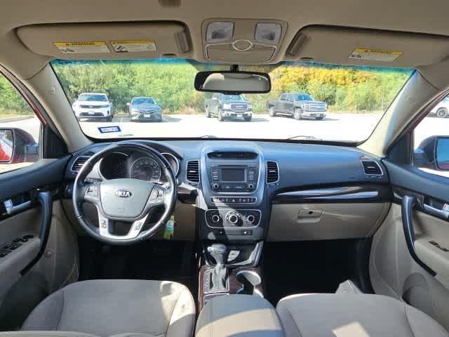 used 2015 Kia Sorento car, priced at $9,695
