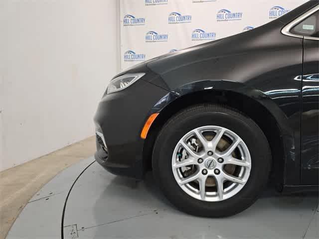 used 2022 Chrysler Pacifica car, priced at $21,395