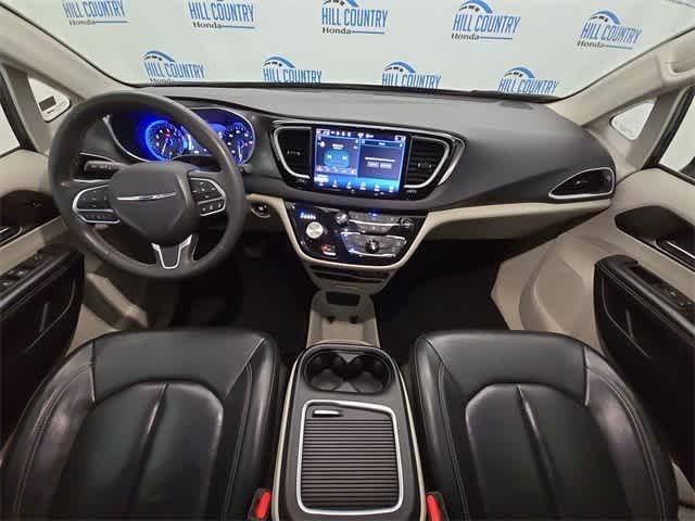 used 2022 Chrysler Pacifica car, priced at $21,395