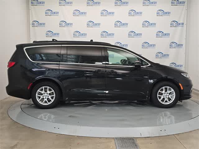 used 2022 Chrysler Pacifica car, priced at $21,395