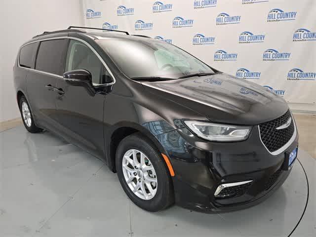 used 2022 Chrysler Pacifica car, priced at $21,395