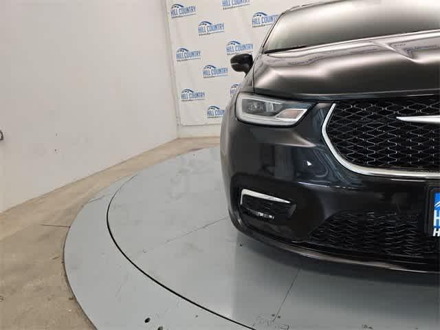 used 2022 Chrysler Pacifica car, priced at $21,395