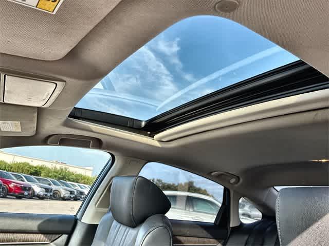 used 2021 Honda Accord Hybrid car, priced at $21,295