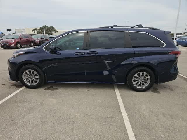 used 2022 Toyota Sienna car, priced at $35,295