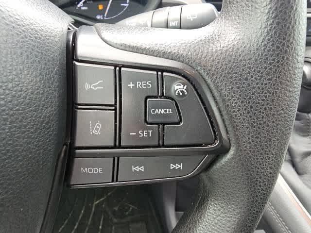 used 2022 Toyota Sienna car, priced at $35,295