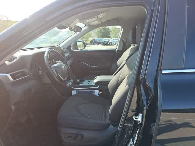used 2023 Toyota Highlander car, priced at $26,195