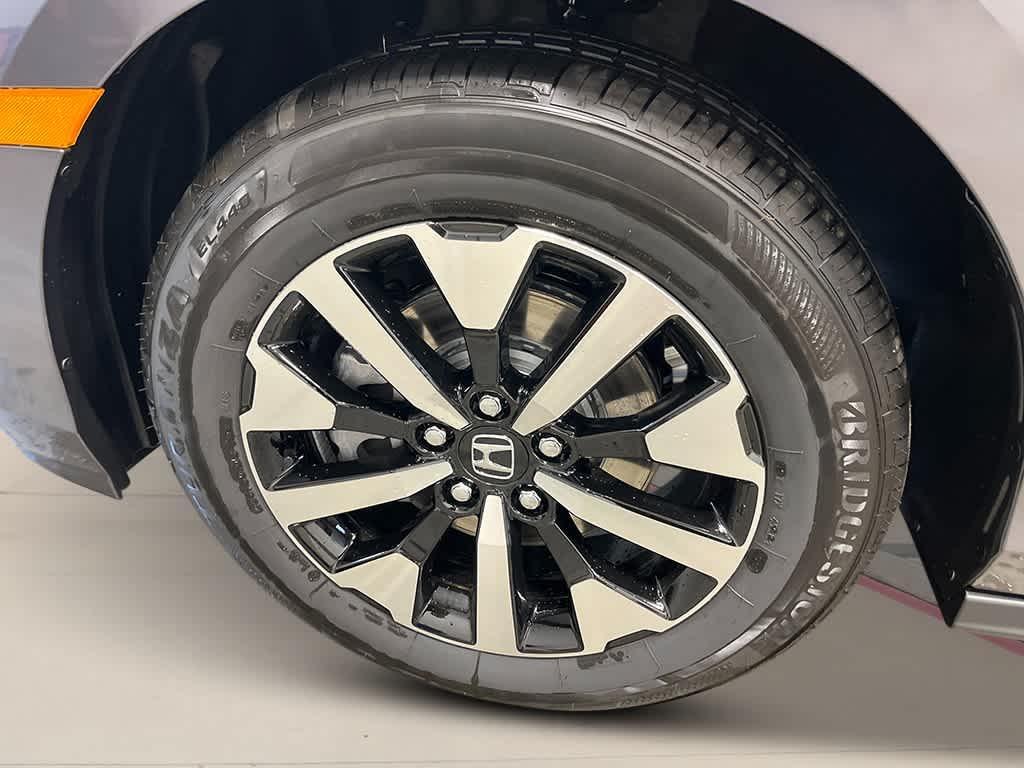 new 2026 Honda Odyssey car, priced at $41,937