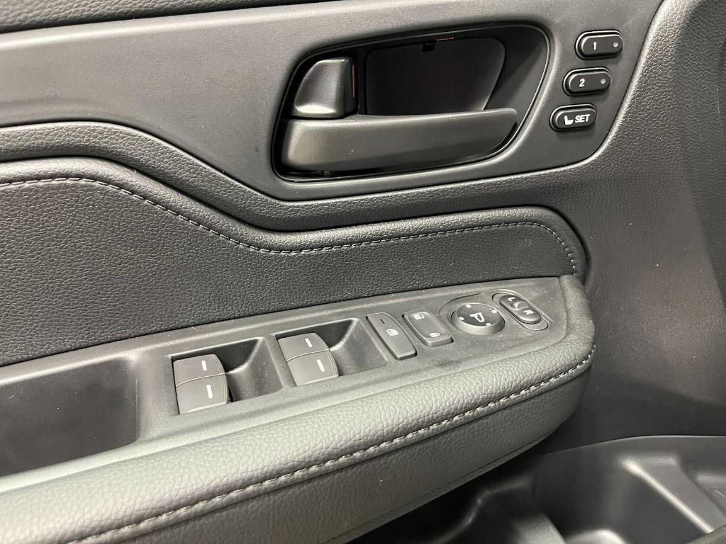 new 2026 Honda Odyssey car, priced at $42,969