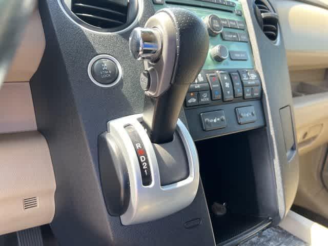 used 2009 Honda Pilot car, priced at $9,595