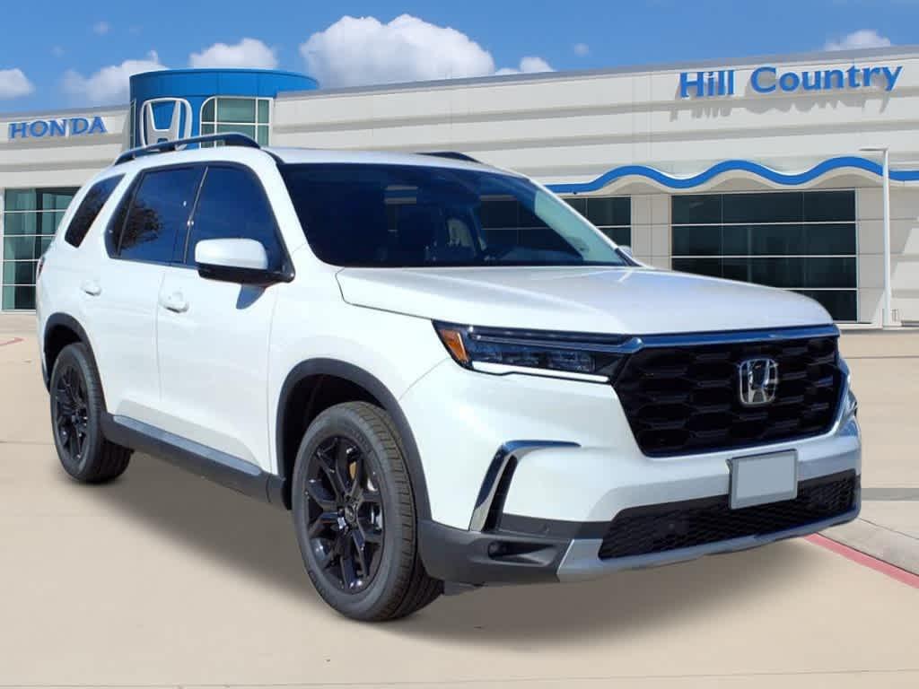 new 2025 Honda Pilot car, priced at $46,827