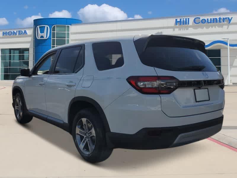 new 2025 Honda Pilot car, priced at $43,000