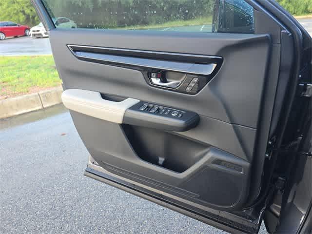 new 2025 Honda CR-V car, priced at $34,675