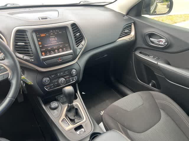 used 2016 Jeep Cherokee car, priced at $9,745