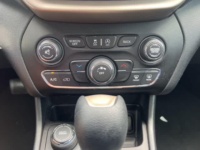 used 2016 Jeep Cherokee car, priced at $9,745
