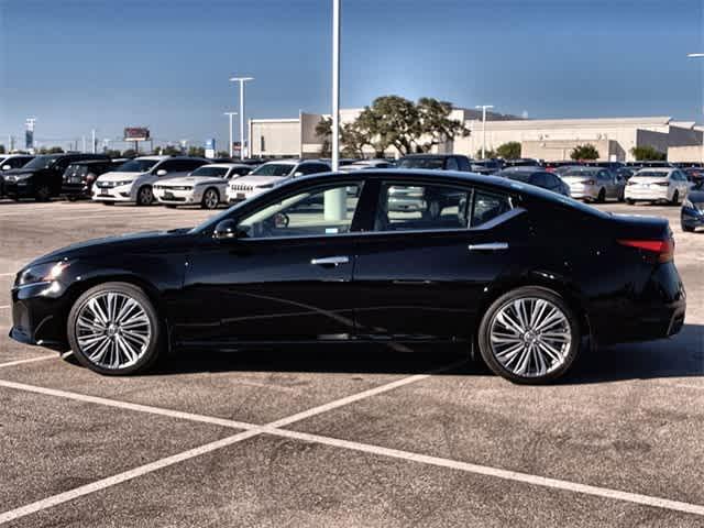 used 2023 Nissan Altima car, priced at $20,395