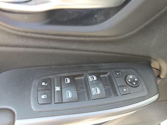 used 2020 Jeep Cherokee car, priced at $17,695