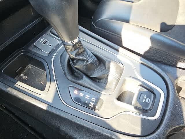 used 2020 Jeep Cherokee car, priced at $17,695