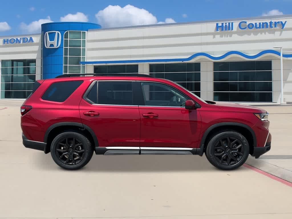 new 2025 Honda Pilot car, priced at $48,991