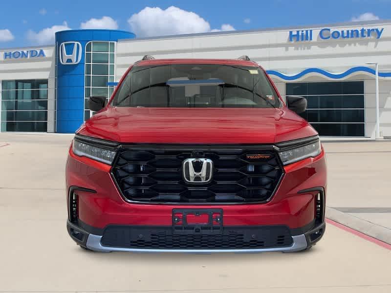 new 2025 Honda Pilot car, priced at $51,350