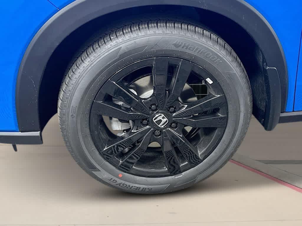 new 2026 Honda HR-V car, priced at $28,668