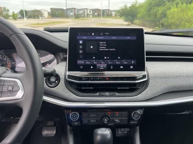 used 2022 Jeep Compass car, priced at $20,495