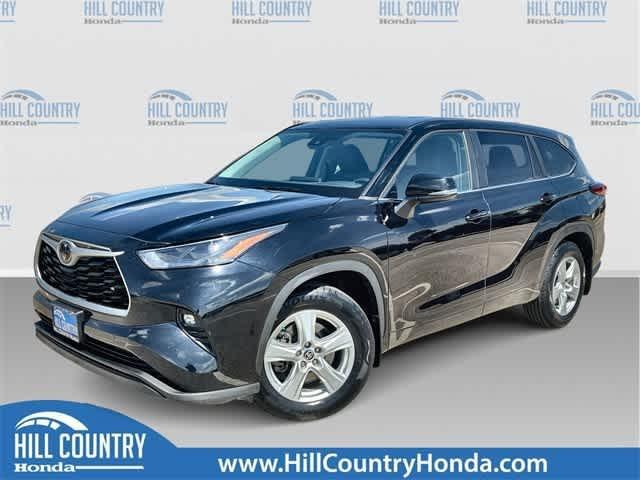 used 2023 Toyota Highlander car, priced at $26,295