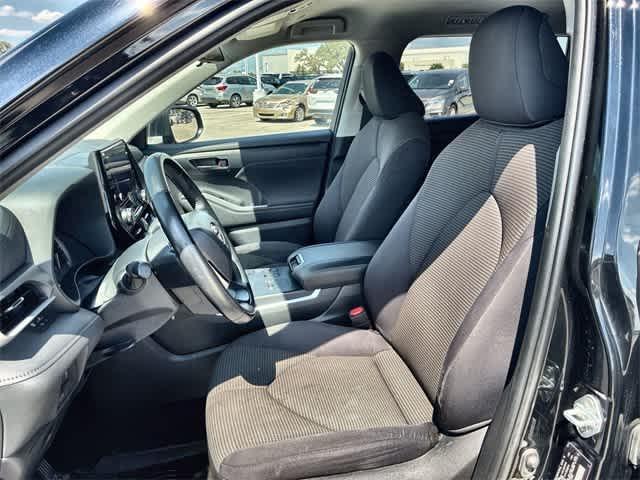 used 2023 Toyota Highlander car, priced at $26,295