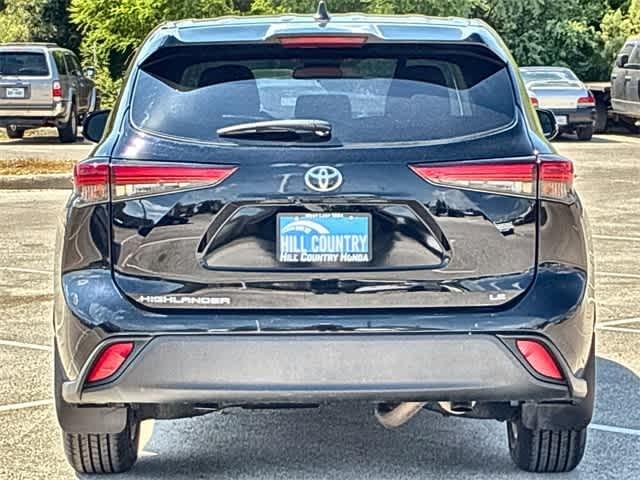 used 2023 Toyota Highlander car, priced at $26,295