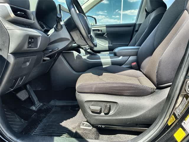 used 2023 Toyota Highlander car, priced at $26,295