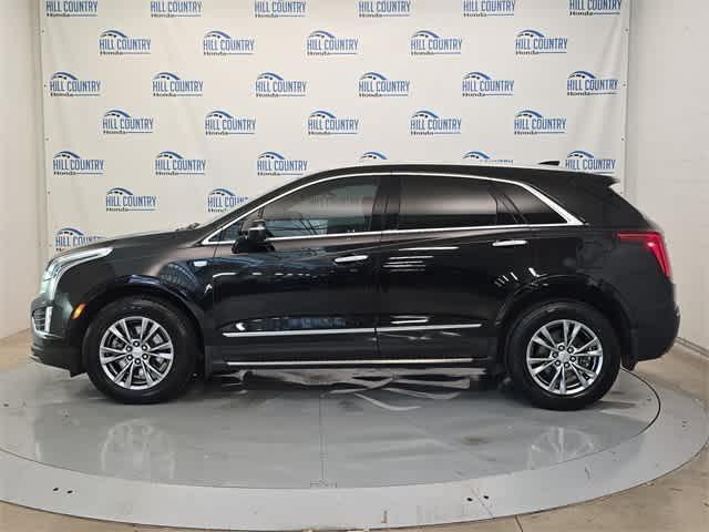 used 2022 Cadillac XT5 car, priced at $30,000