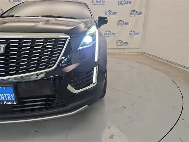 used 2022 Cadillac XT5 car, priced at $30,000