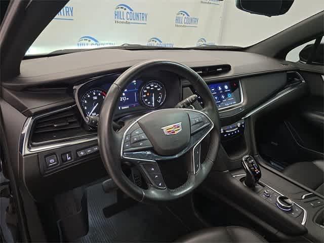used 2022 Cadillac XT5 car, priced at $30,000
