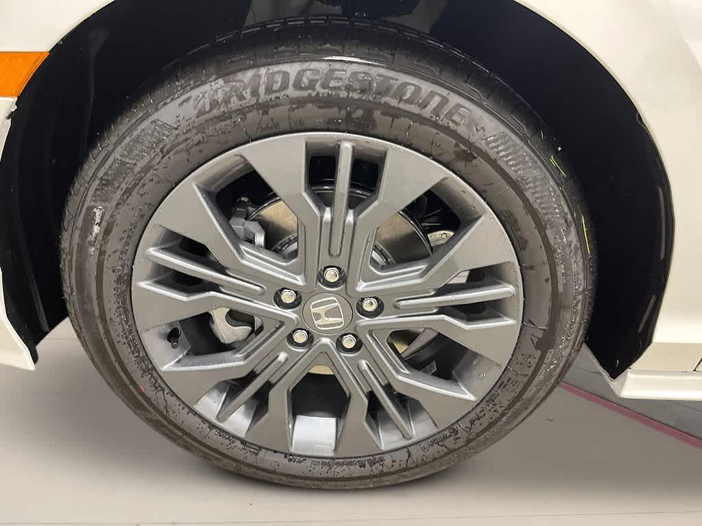 new 2026 Honda Odyssey car, priced at $45,960