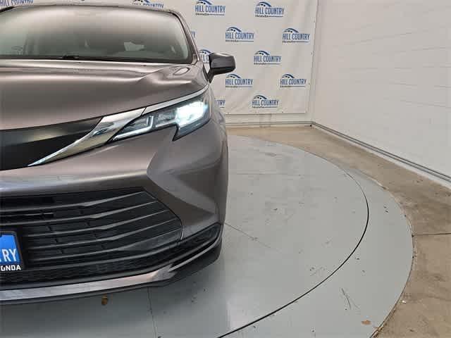 used 2021 Toyota Sienna car, priced at $30,395