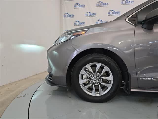 used 2021 Toyota Sienna car, priced at $30,395