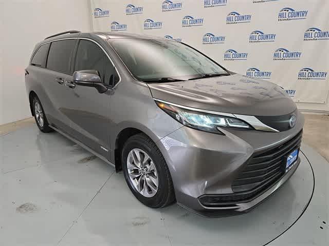 used 2021 Toyota Sienna car, priced at $30,395