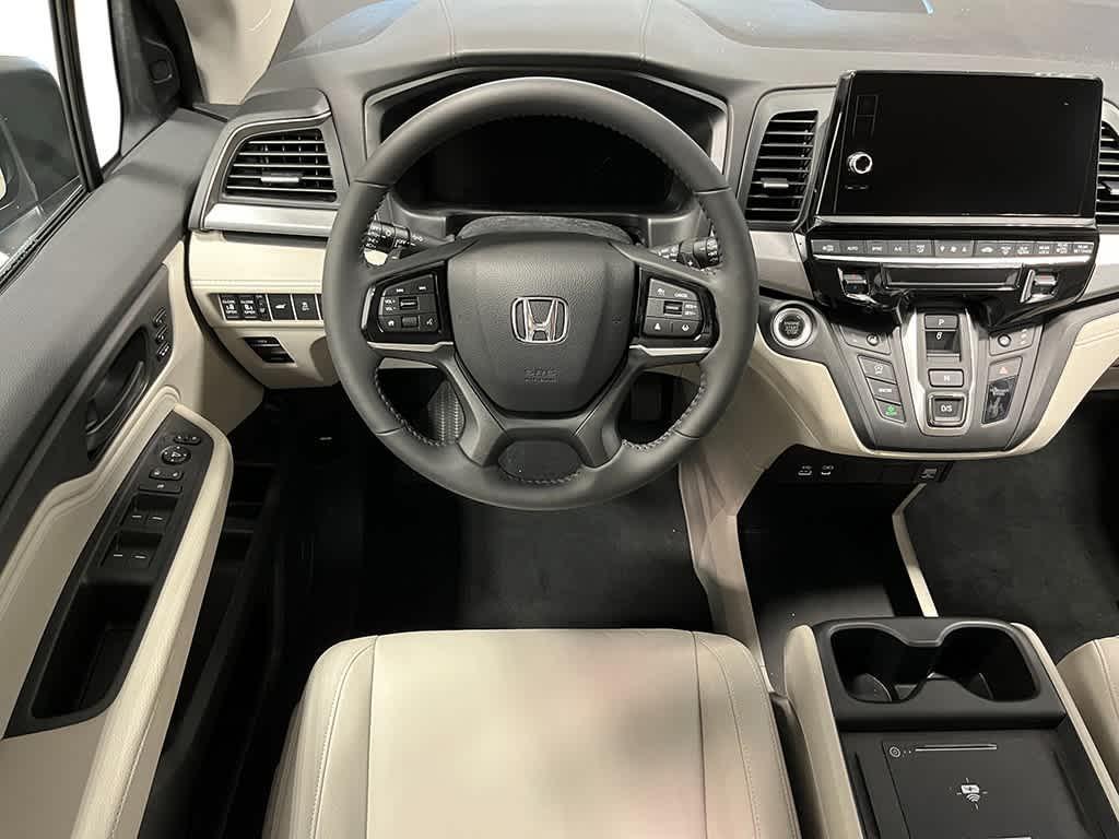 new 2026 Honda Odyssey car, priced at $41,937