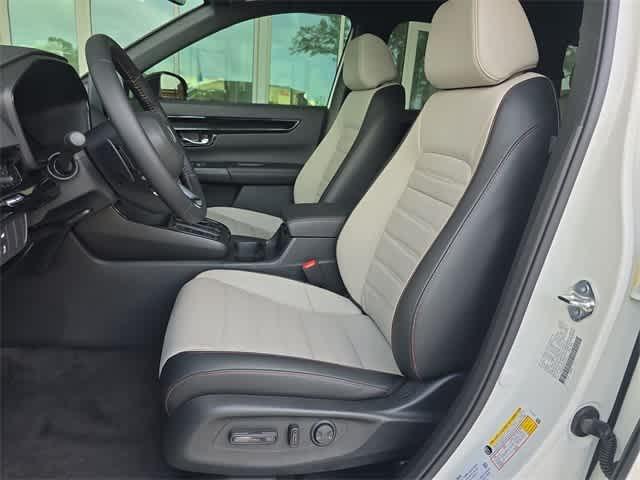 new 2025 Honda CR-V Hybrid car, priced at $40,067