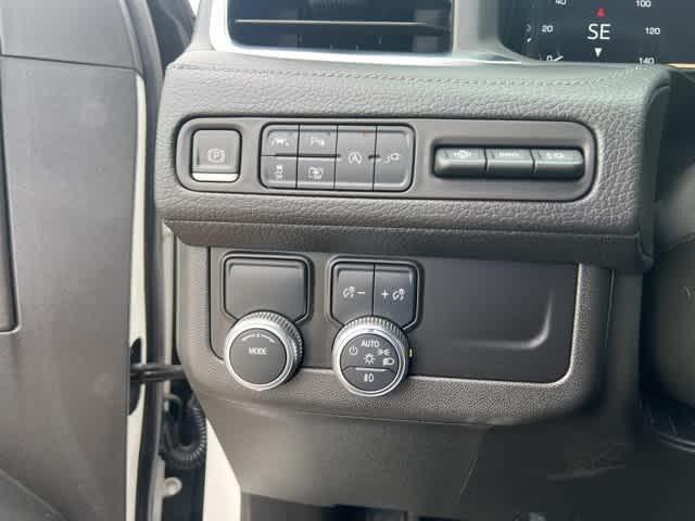 used 2022 GMC Yukon car, priced at $52,895