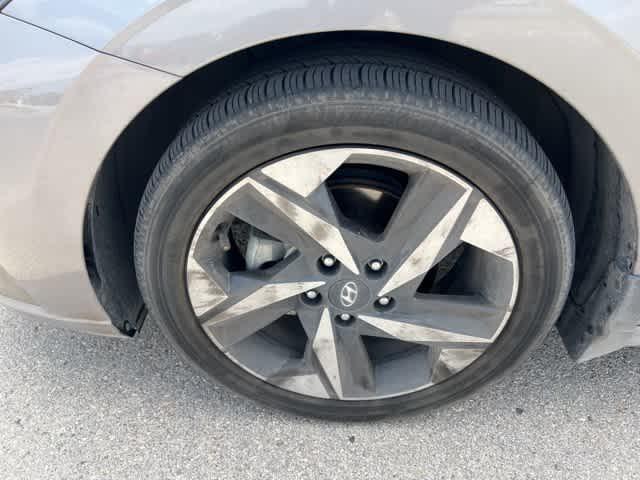 used 2022 Hyundai ELANTRA HEV car, priced at $22,295