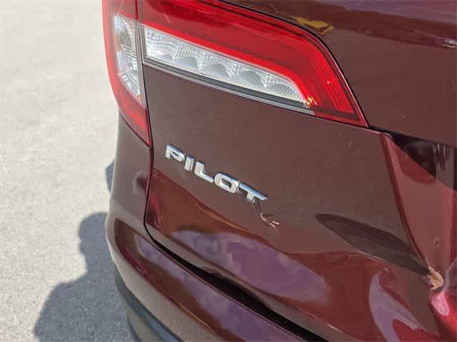 used 2021 Honda Pilot car, priced at $17,795