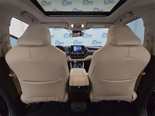 used 2022 Toyota Highlander car, priced at $31,695